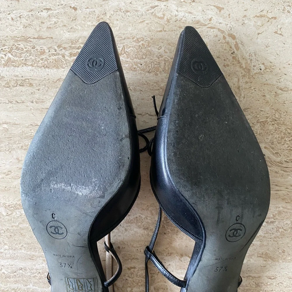 Vintage Chanel CC Bow Cap Toe Slingback Heels - Picture 11 of 11